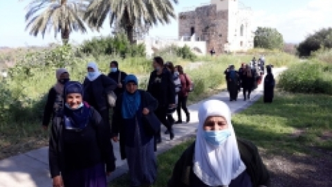 סלמה חוסניה וראס אל עין בטיול לעין אפק, אפריל 2021 (12).jpeg